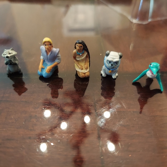 Disney Pocahontas Mini Figurine SetSOLD - Picture 8 of 17